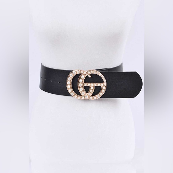 Oversized Metal Buckle Accented Statement Belt - Picture 1 of 5